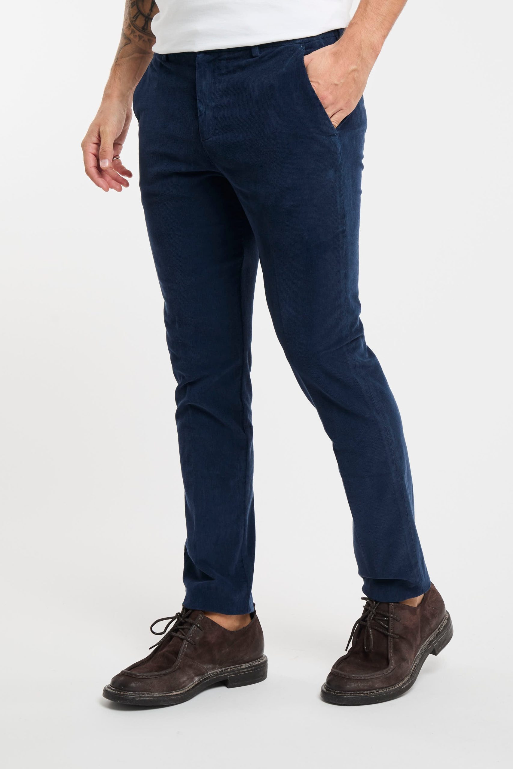 Cruna 9043 Pantalone Brera velluto millerighe - immagine 3