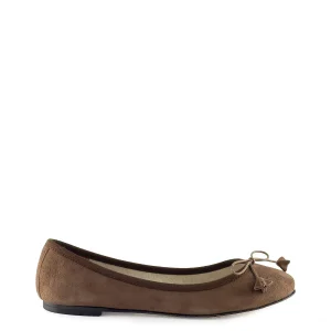 Ballerina con fiocco marrone