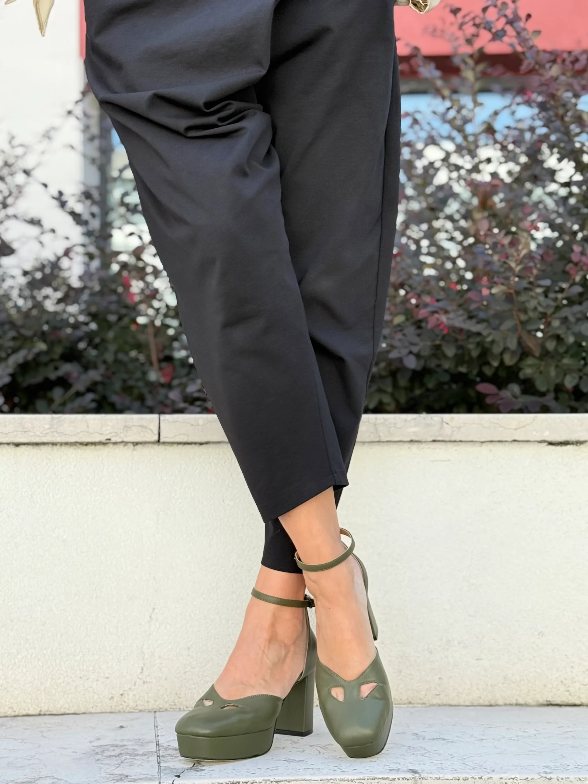 Dolly Mili decollete in nappa verde militare con cinturino - tacco 8.5 - artigianale marchigiana - immagine 9