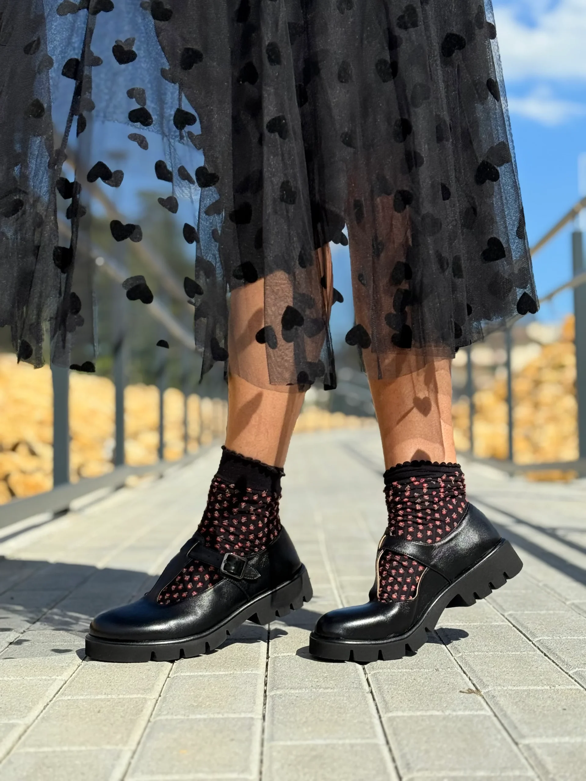 Kola Black bebe t-bar in nappa nera lavorazione a sacchetto artigianale marchigiana