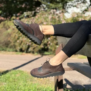 Lucignolo Brown scarpa derby in testa di moro e nero suola vibram artigianale toscana