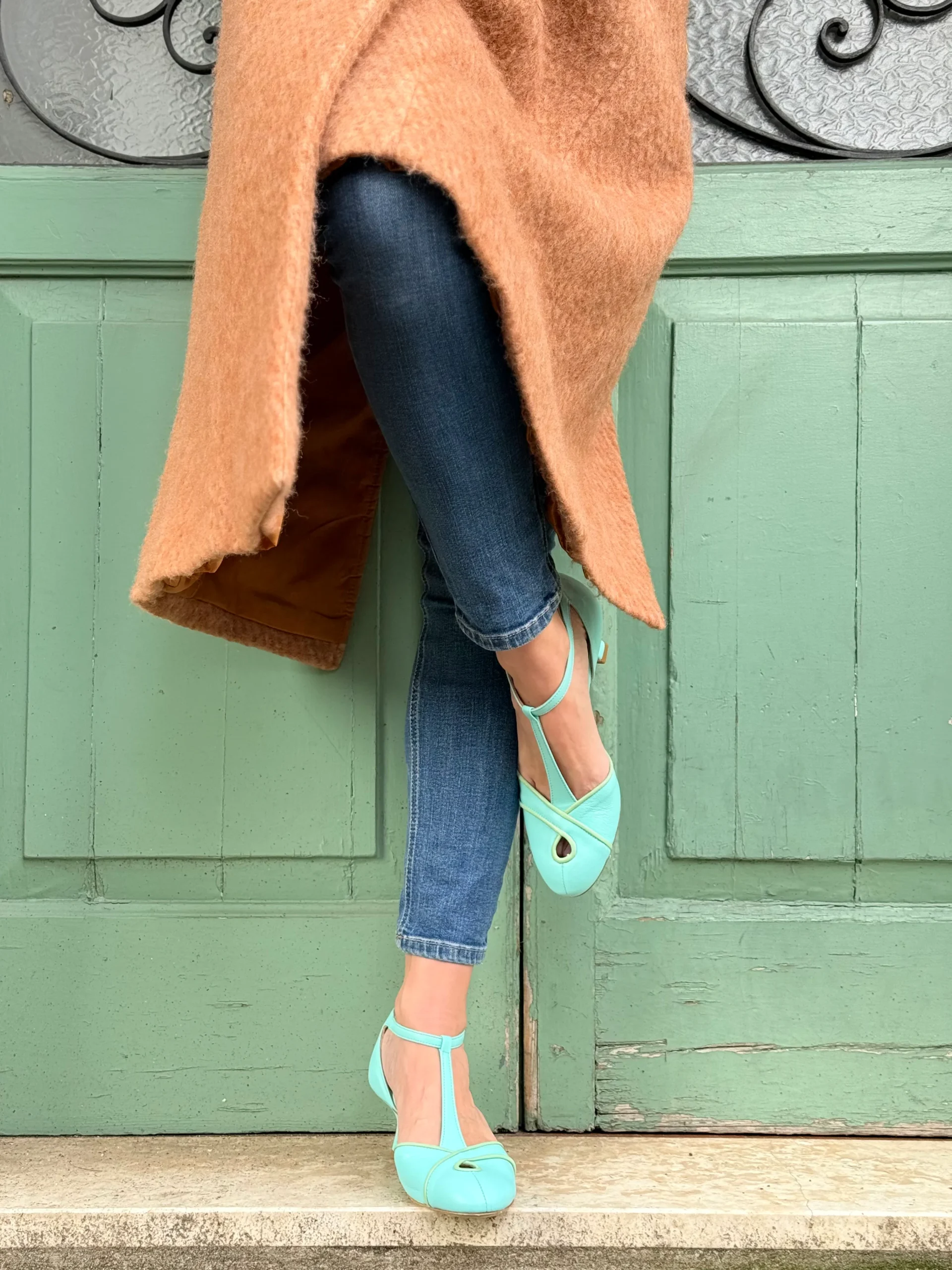 Lagio Tiffany decollete t-bar con tacco 5 cm in nappa azzurra artigianale marchigiana - immagine 4