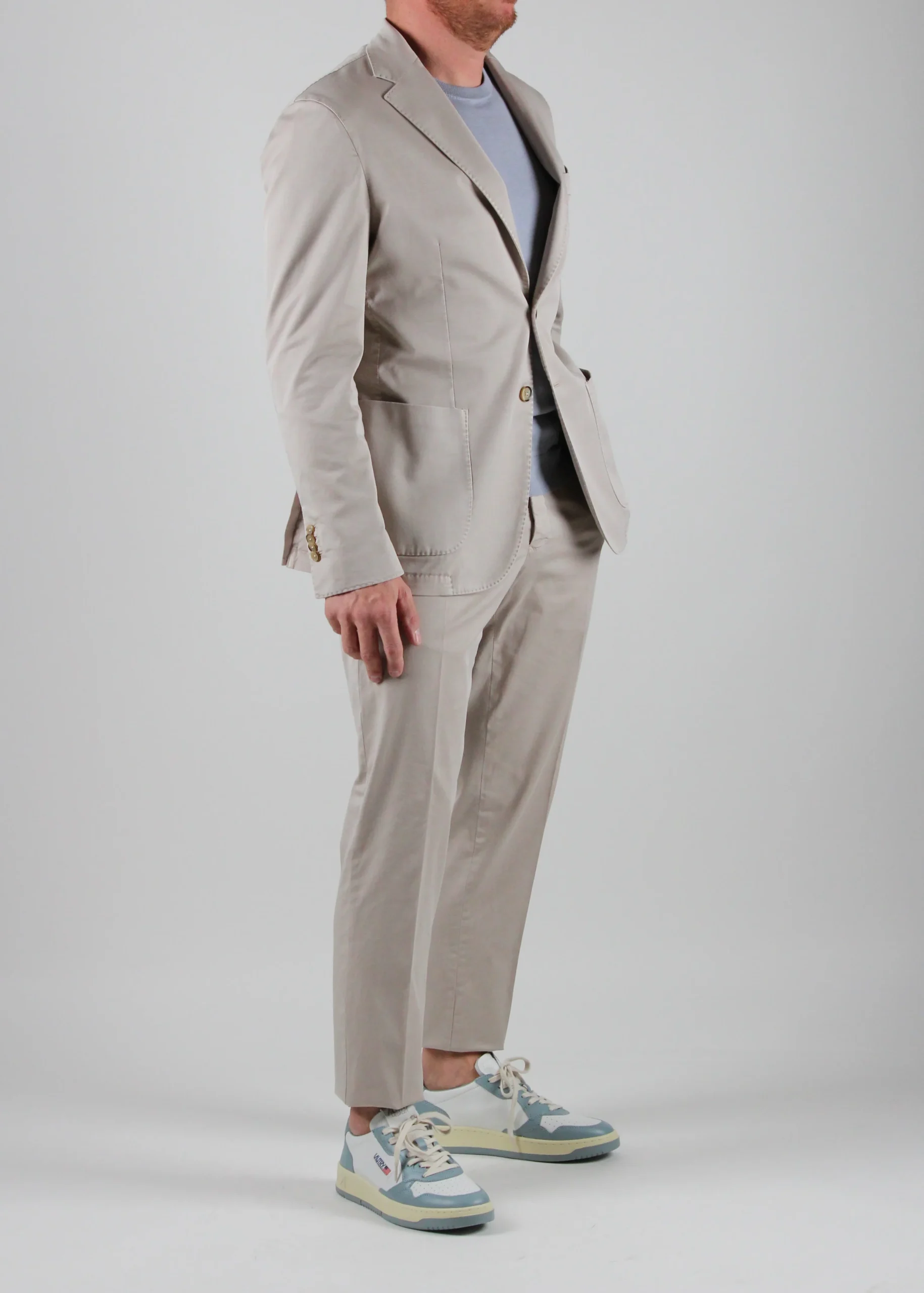 SS25 3837-S-55019/02 ABITO UOMO MONOPETTO IN COTONE COLORE SABBIA