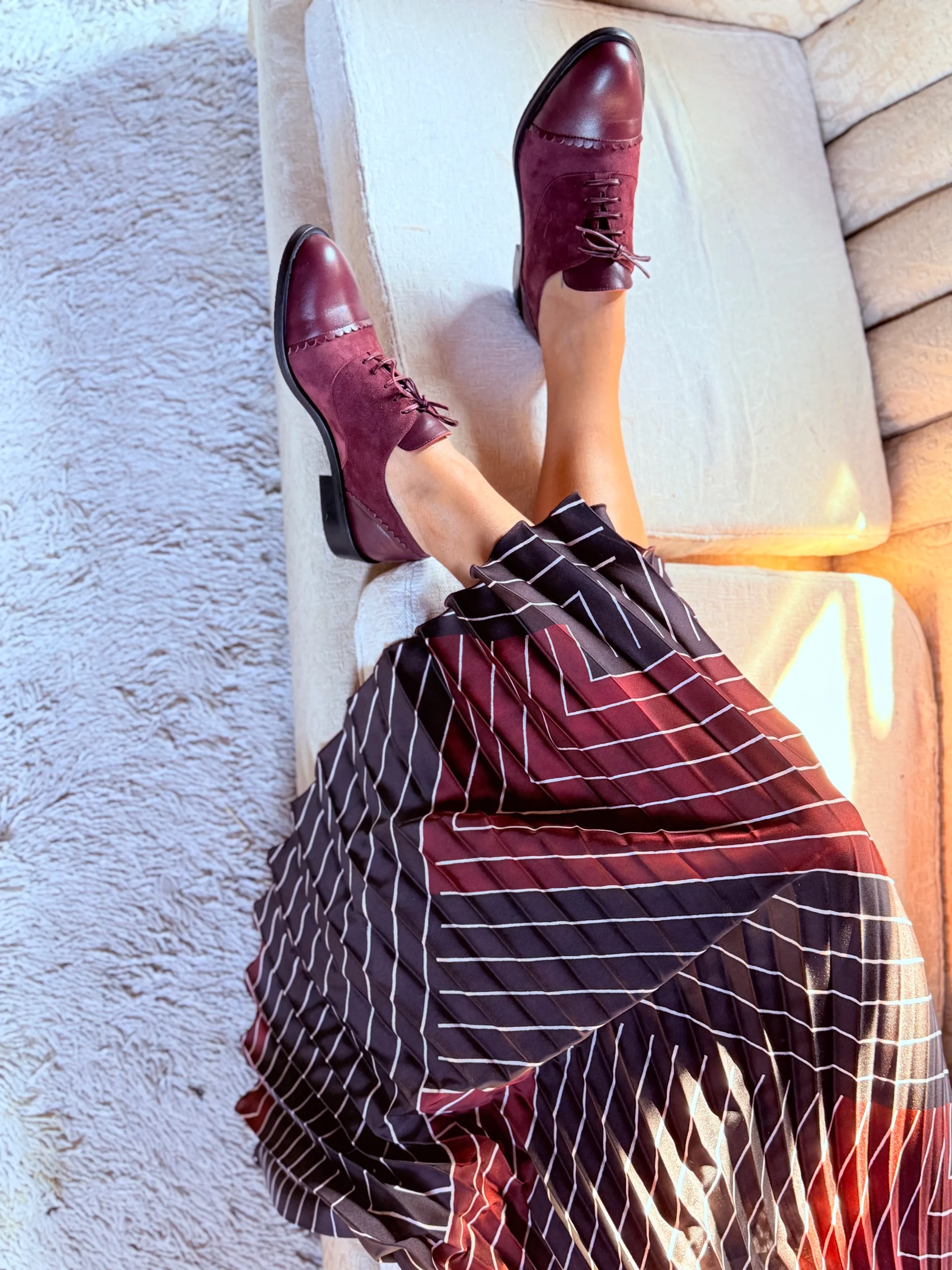 Roger Wine scarpa bassa allacciata in camoscio bordeaux artigianale toscana - immagine 5