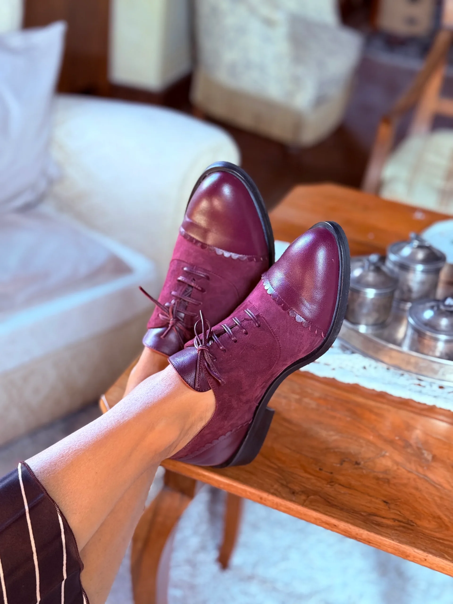 Roger Wine scarpa bassa allacciata in camoscio bordeaux artigianale toscana - immagine 4