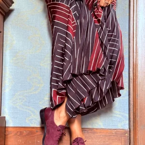 Roger Wine scarpa bassa allacciata in camoscio bordeaux artigianale toscana