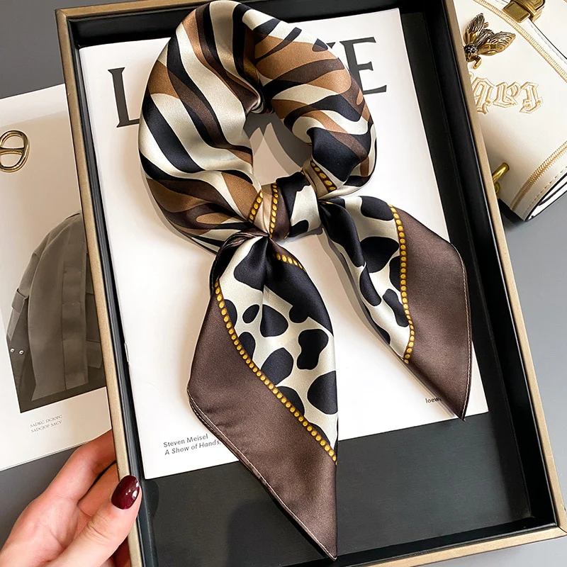 Sciarpa 100% seta Signature | La Parisienne - immagine 5