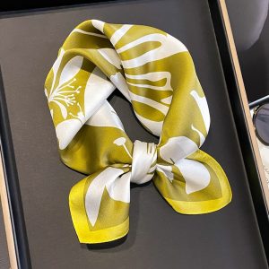 Quadrato chic da donna in 100% seta La Parisienne