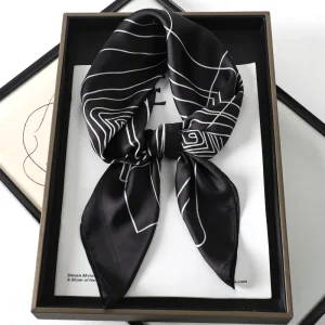 Quadrato 100% seta La Parisienne