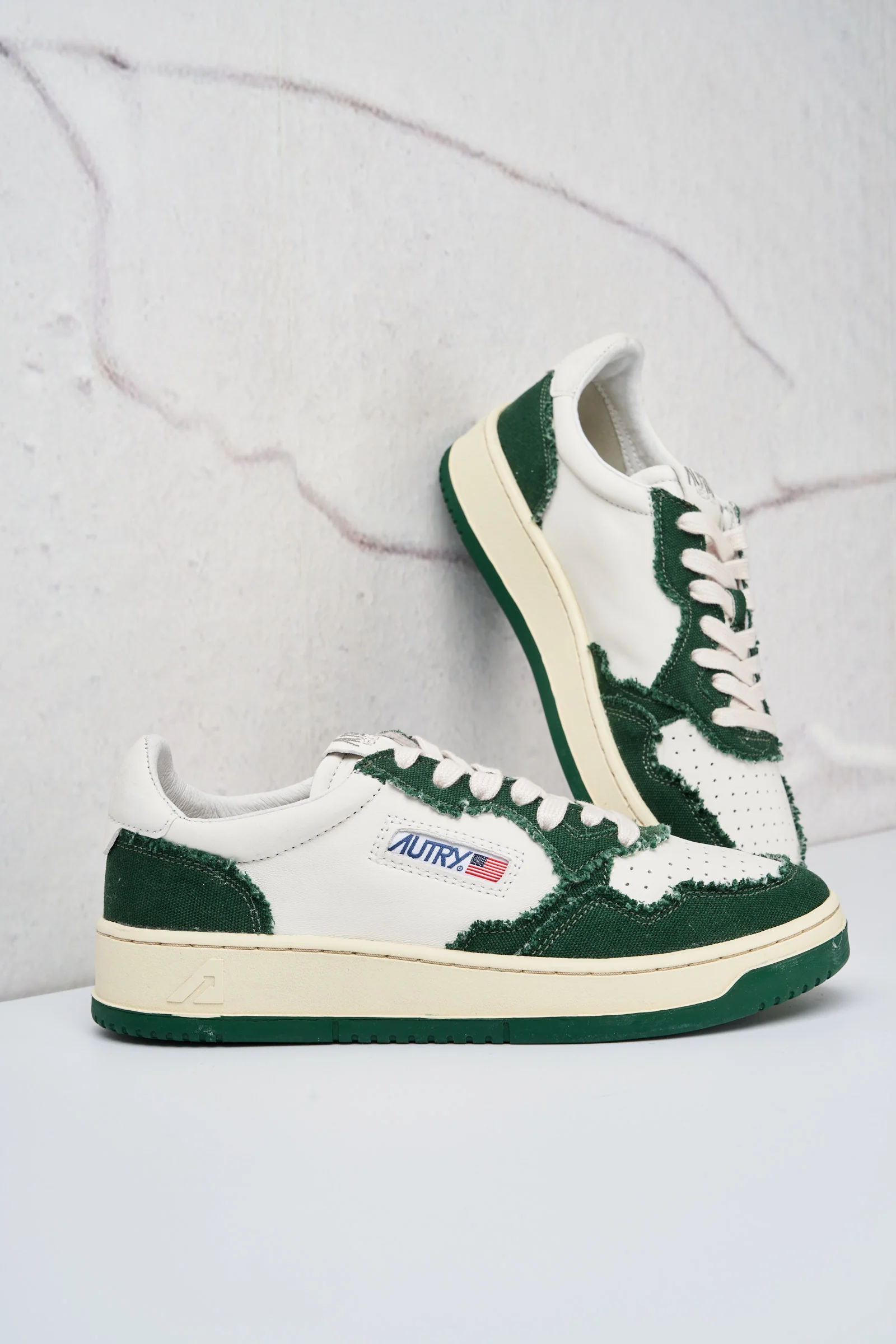 Autry 6011 Sneakers Medalist Low in Tela e Pelle Verde Bianco - immagine 5