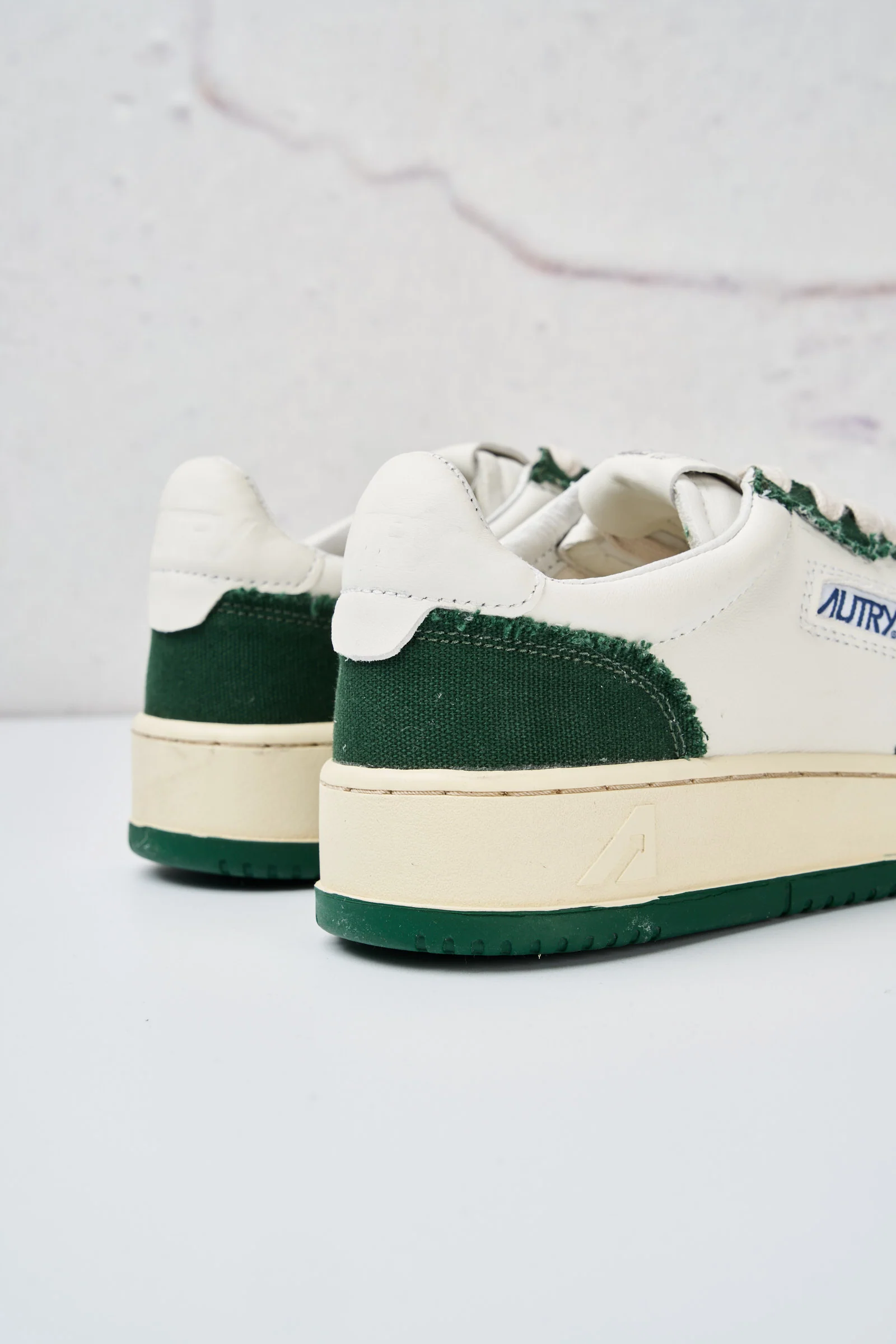 Autry 6011 Sneakers Medalist Low in Tela e Pelle Verde Bianco - immagine 7